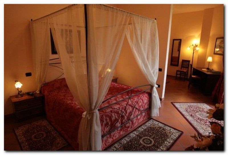Grand Hotel Capodimonte Наполи Стая снимка