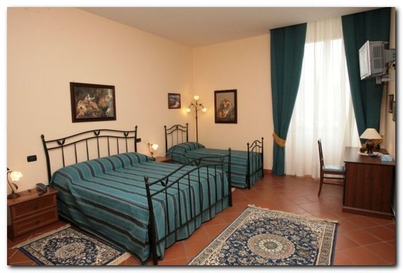 Grand Hotel Capodimonte Наполи Екстериор снимка