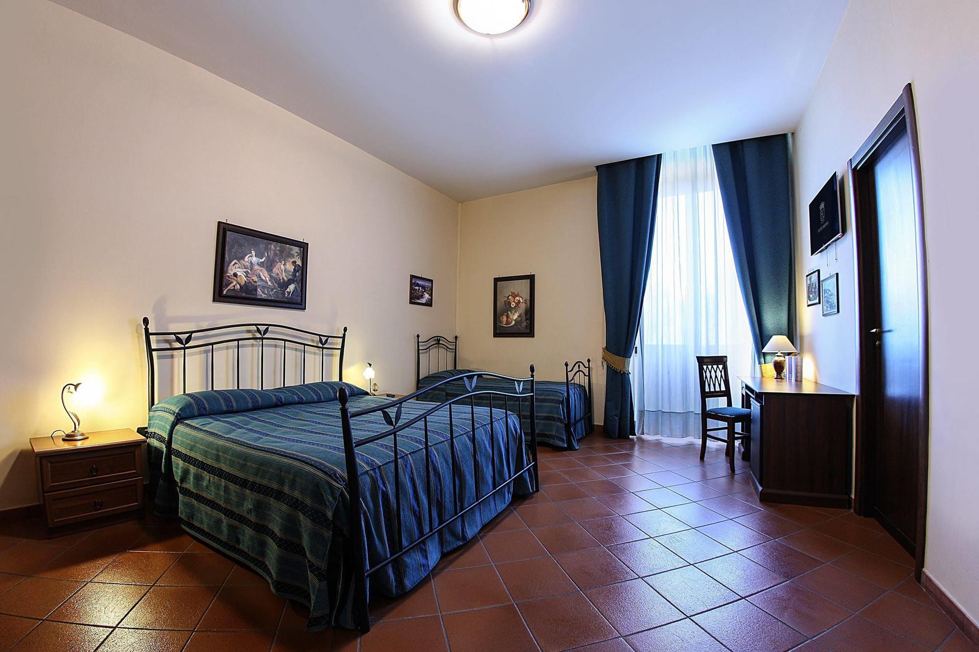 Grand Hotel Capodimonte Наполи Екстериор снимка