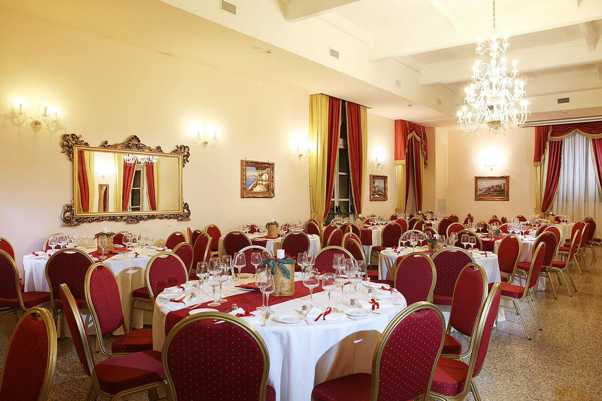 Grand Hotel Capodimonte Наполи Екстериор снимка